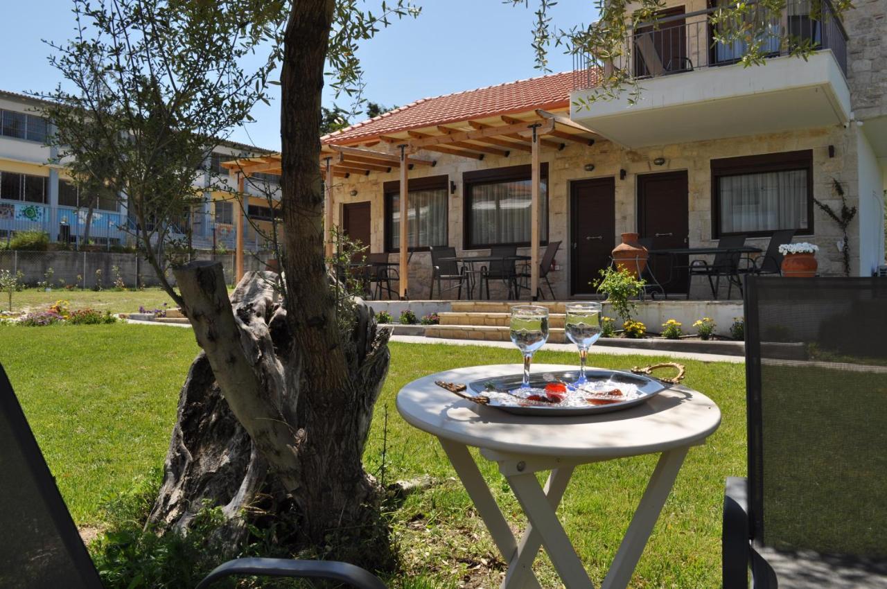 Agrielia Apartments Пефкохори Екстериор снимка